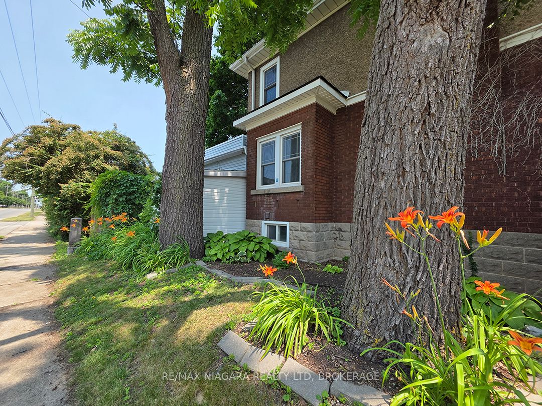 265 Clarence Street Property Photo 41