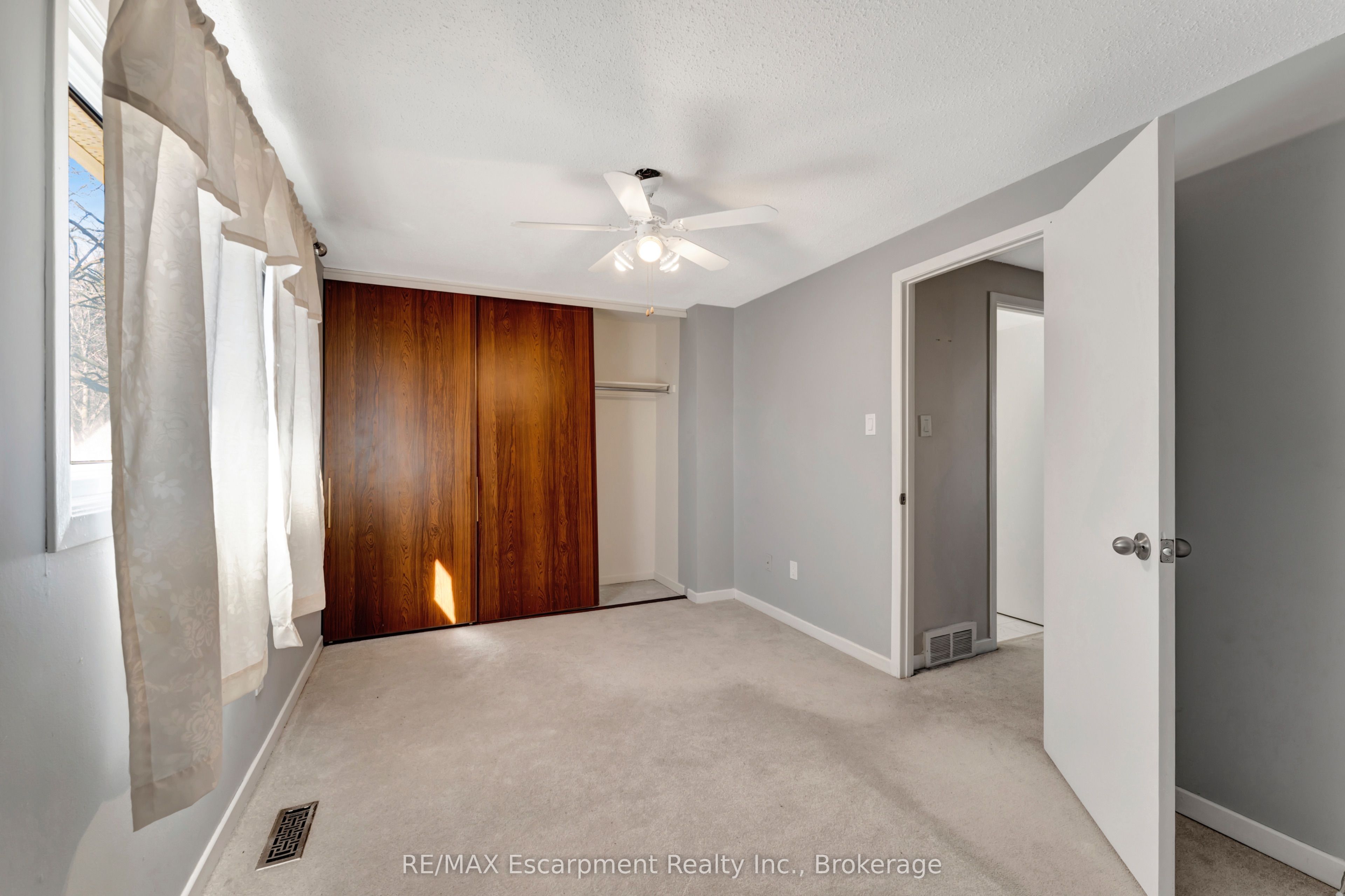 165 Green Valley Drive 15 Property Photo 11