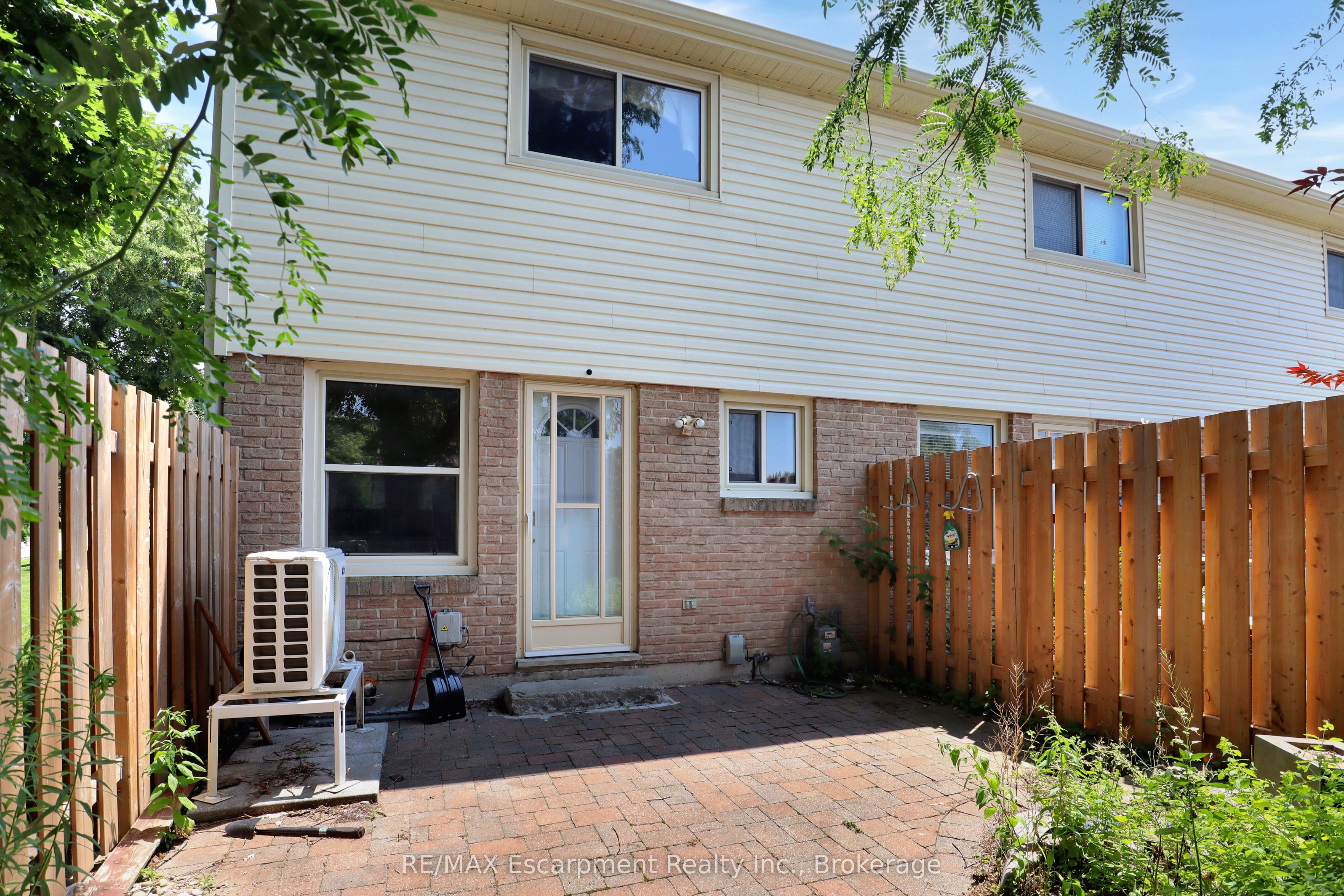 165 Green Valley Drive 15 Property Photo 18