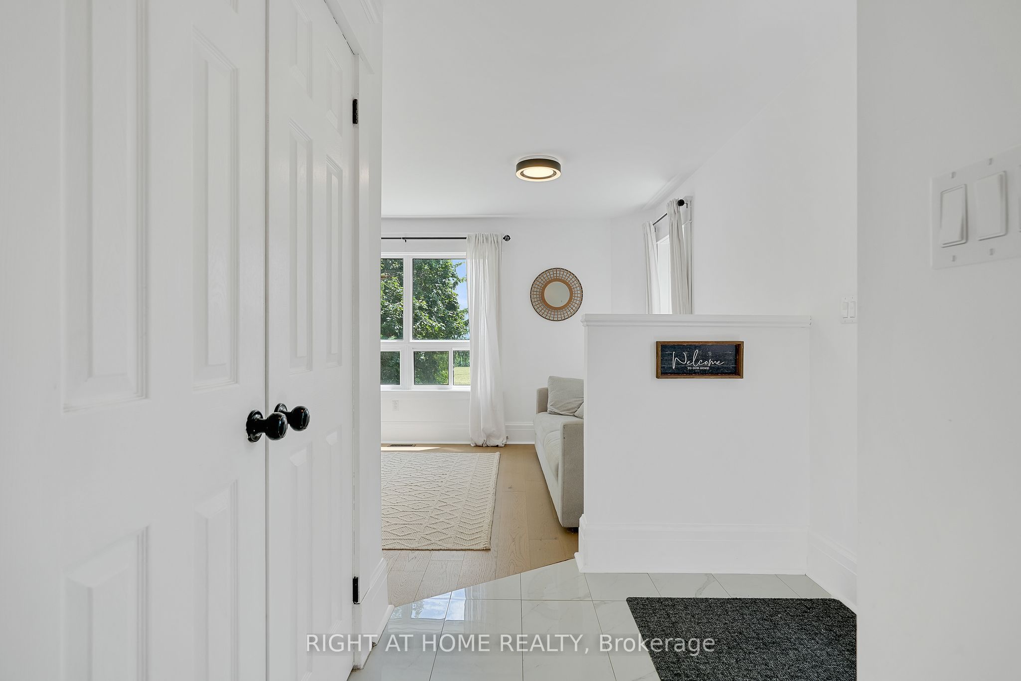 123 John Street Property Photo 17
