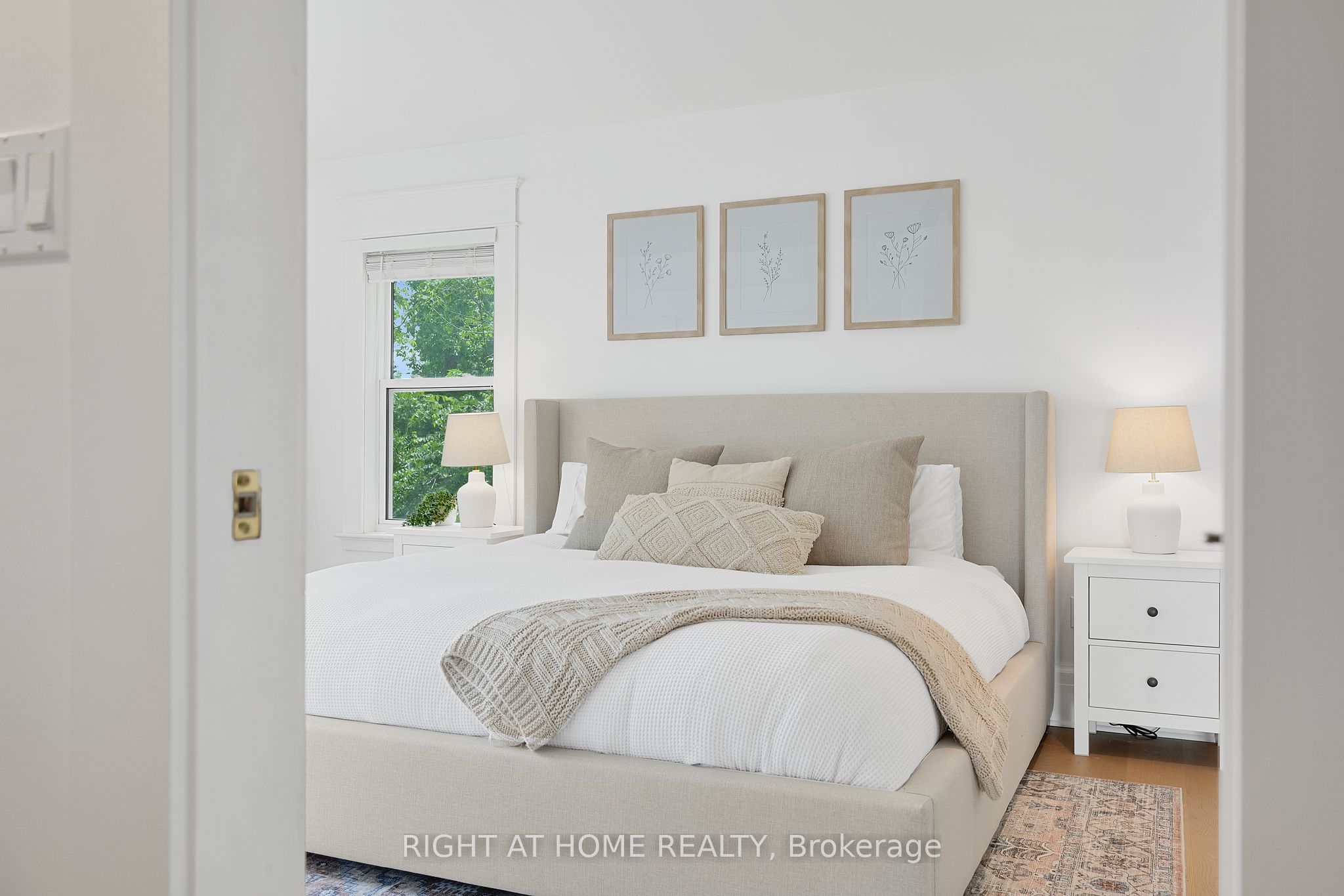 123 John Street Property Photo 26