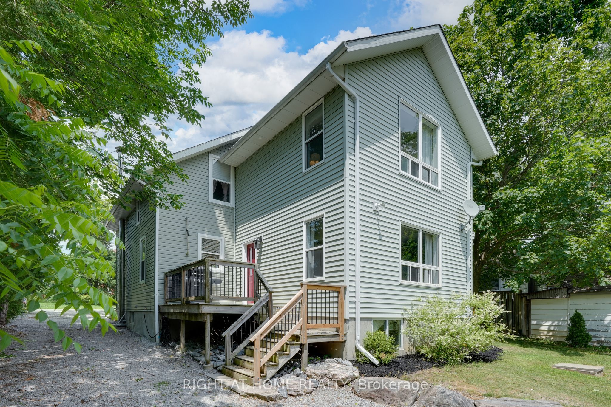 123 John Street Property Photo 37