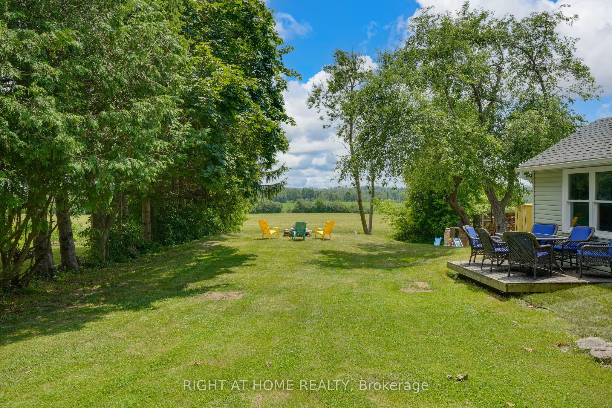 123 John Street Property Photo 39