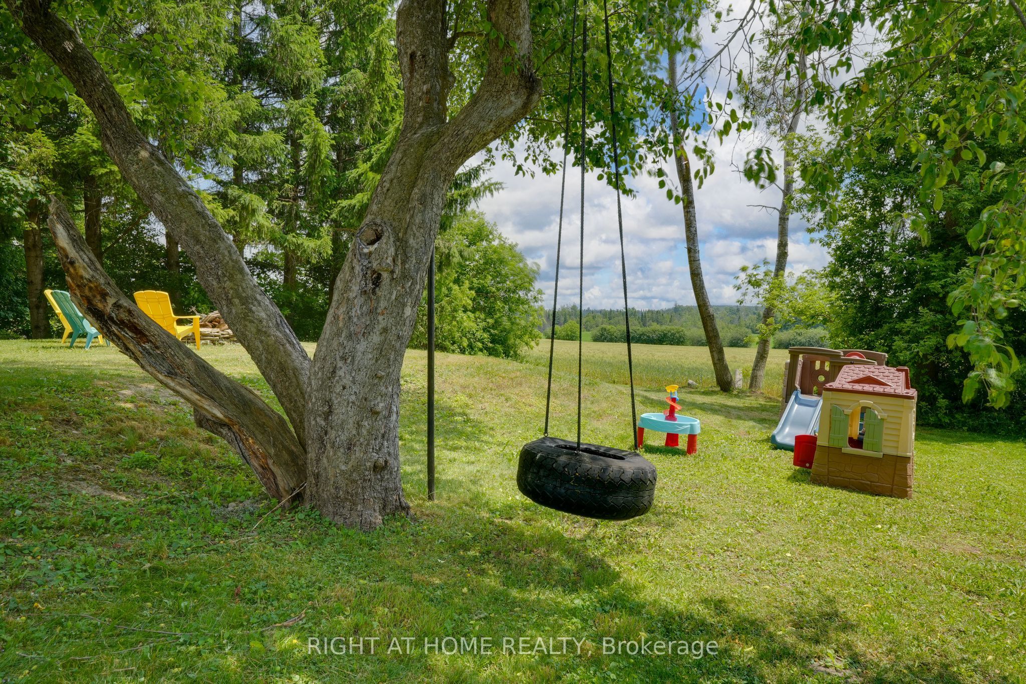 123 John Street Property Photo 42