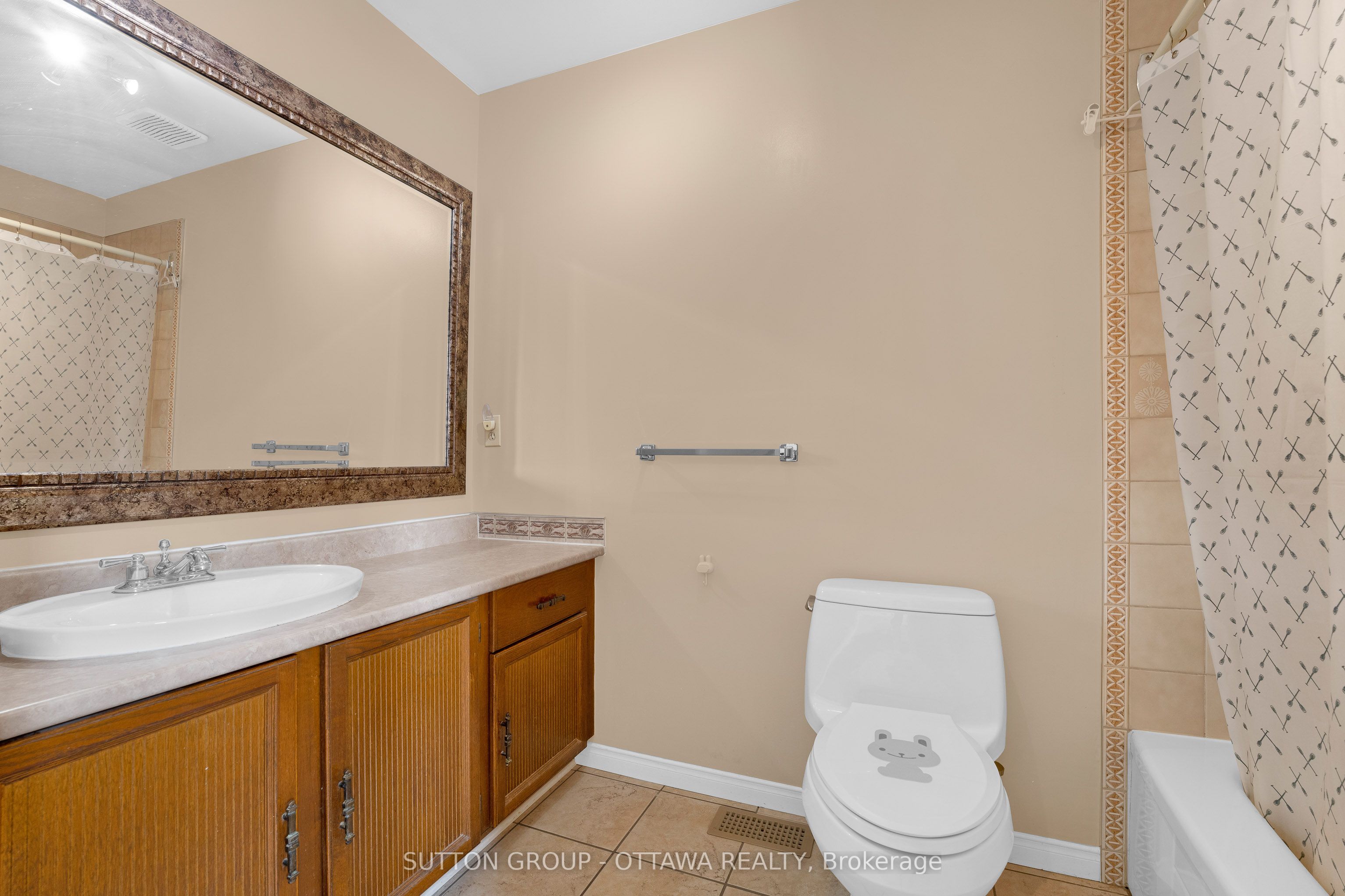 3085 Uplands Drive Property Photo 25