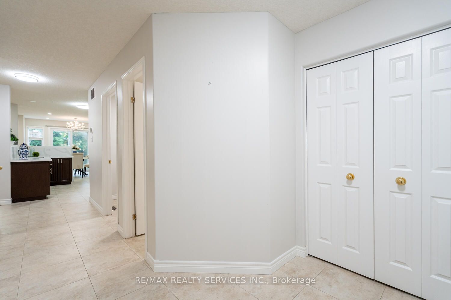 704 Black Cherry Street Property Photo 6