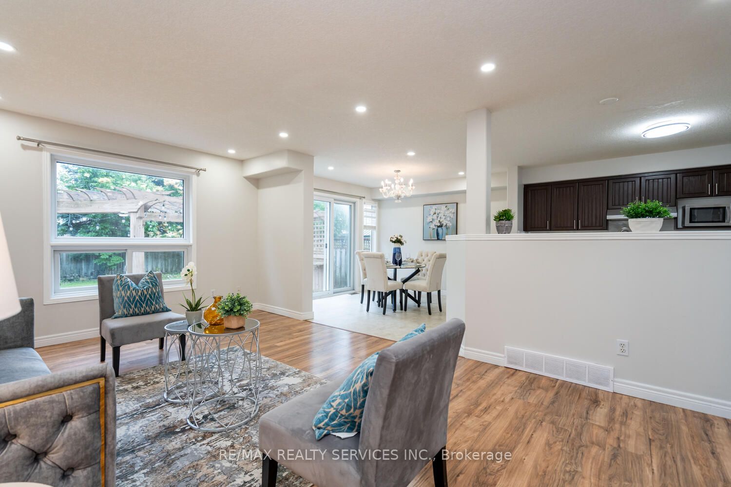 704 Black Cherry Street Property Photo 12