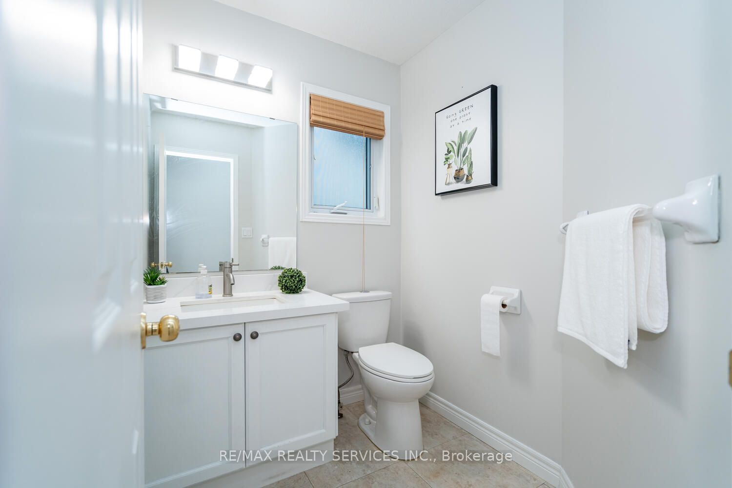 704 Black Cherry Street Property Photo 21