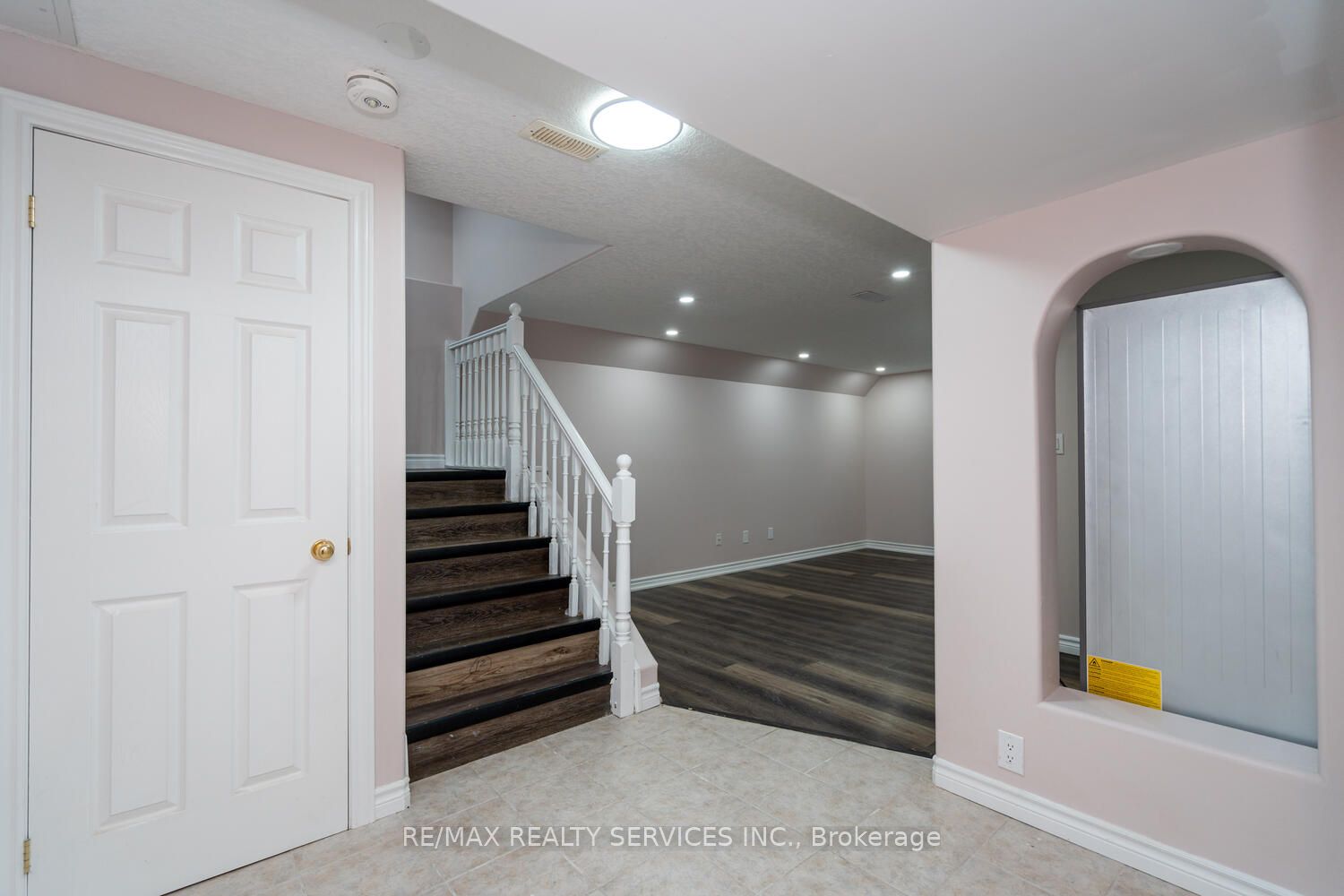704 Black Cherry Street Property Photo 40