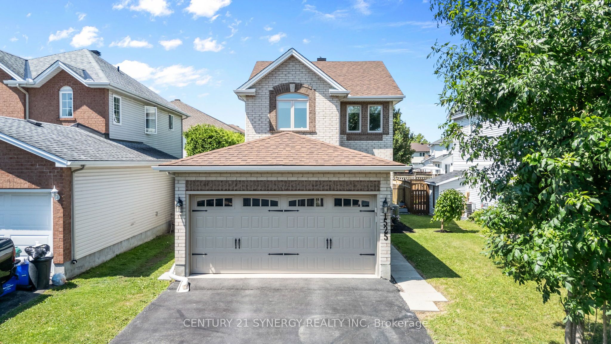 1525 Senateurs Way Property Photo 1