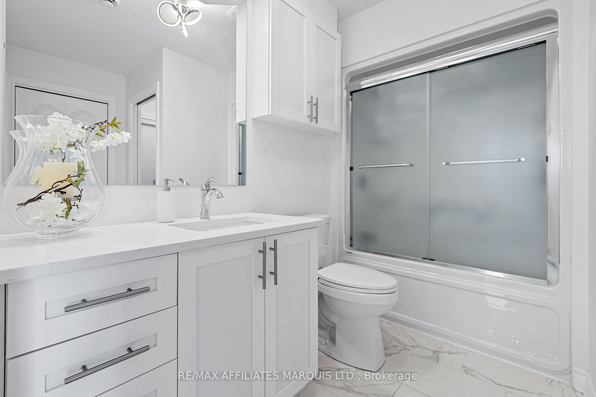 229 Water Street E 205 Property Photo 18