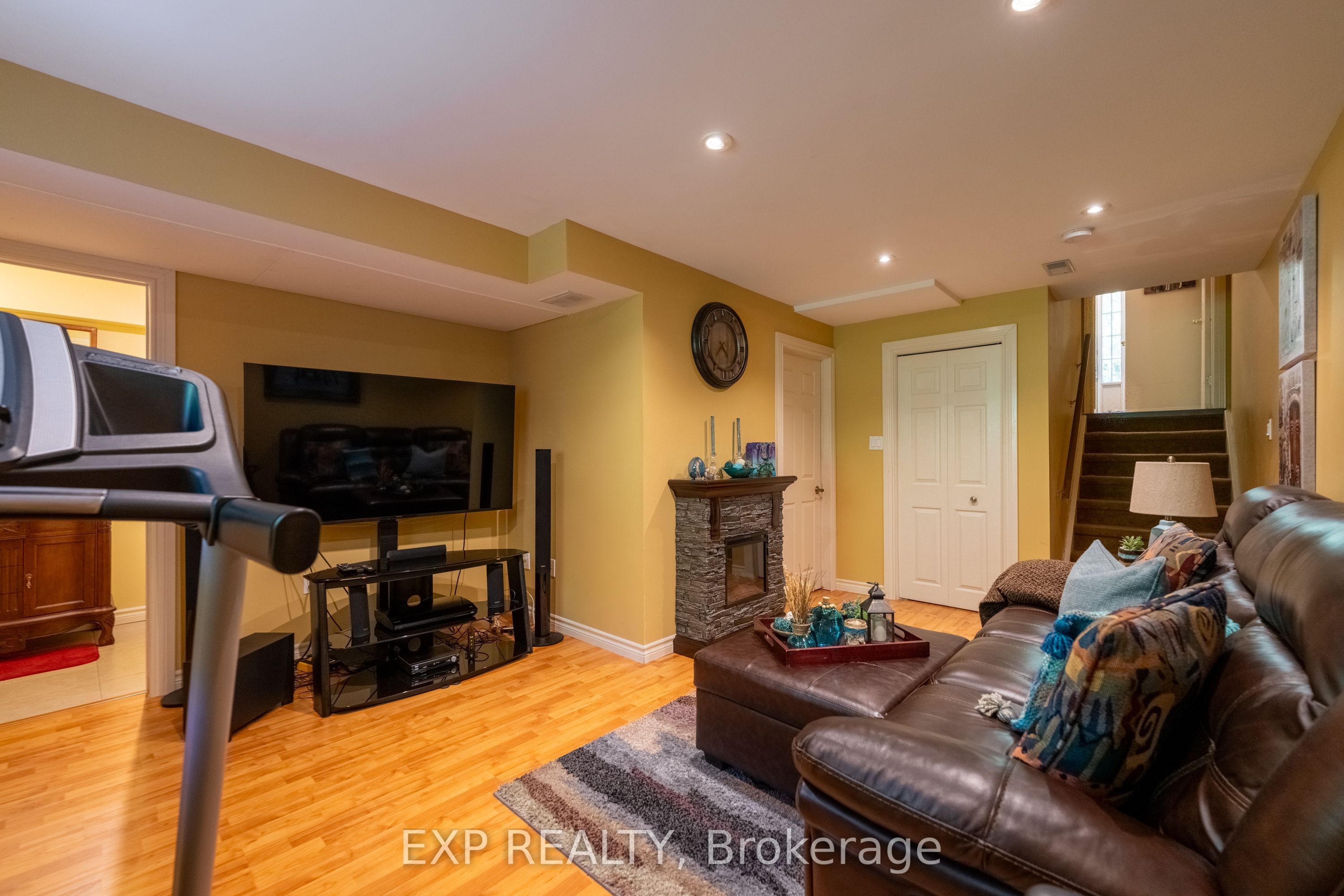 44 Frances Avenue 28 Property Photo 38