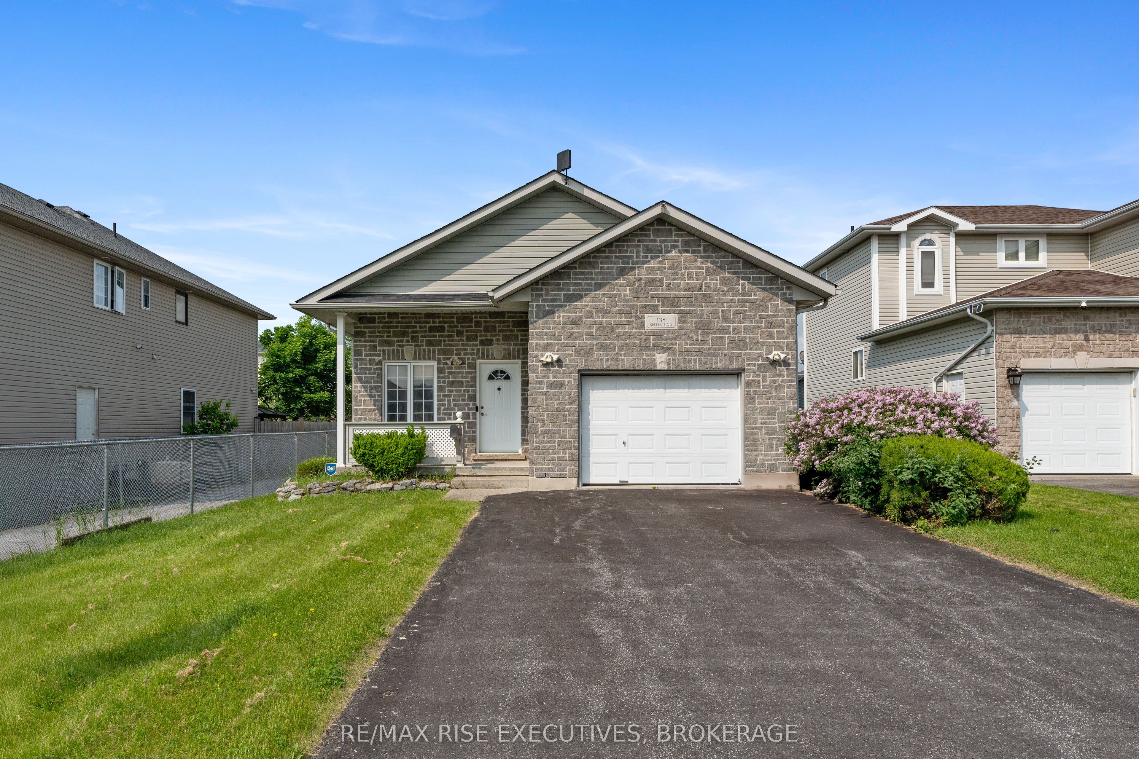 138 Speers Boulevard Property Photo 1