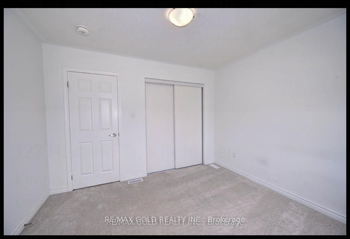 127 Histand Trail Property Photo 9