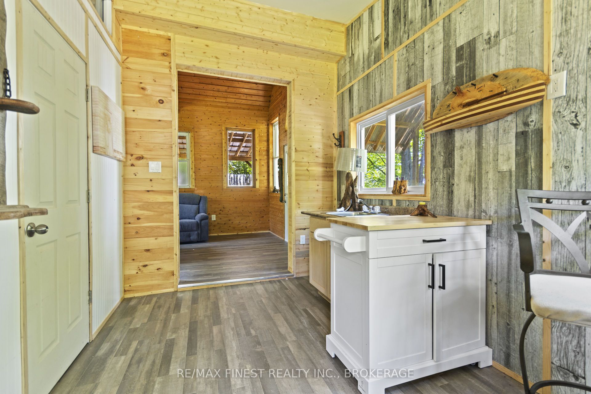 Lot11 Property Photo 7