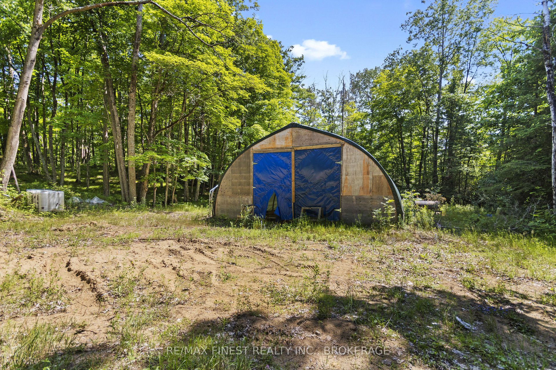 Lot11 Property Photo 17