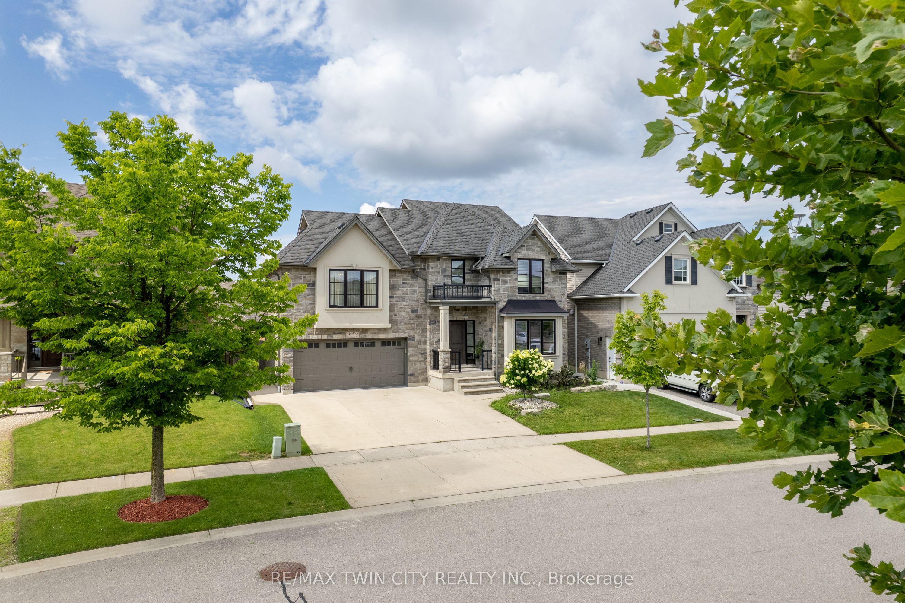 633 Halifax Road Property Photo 6