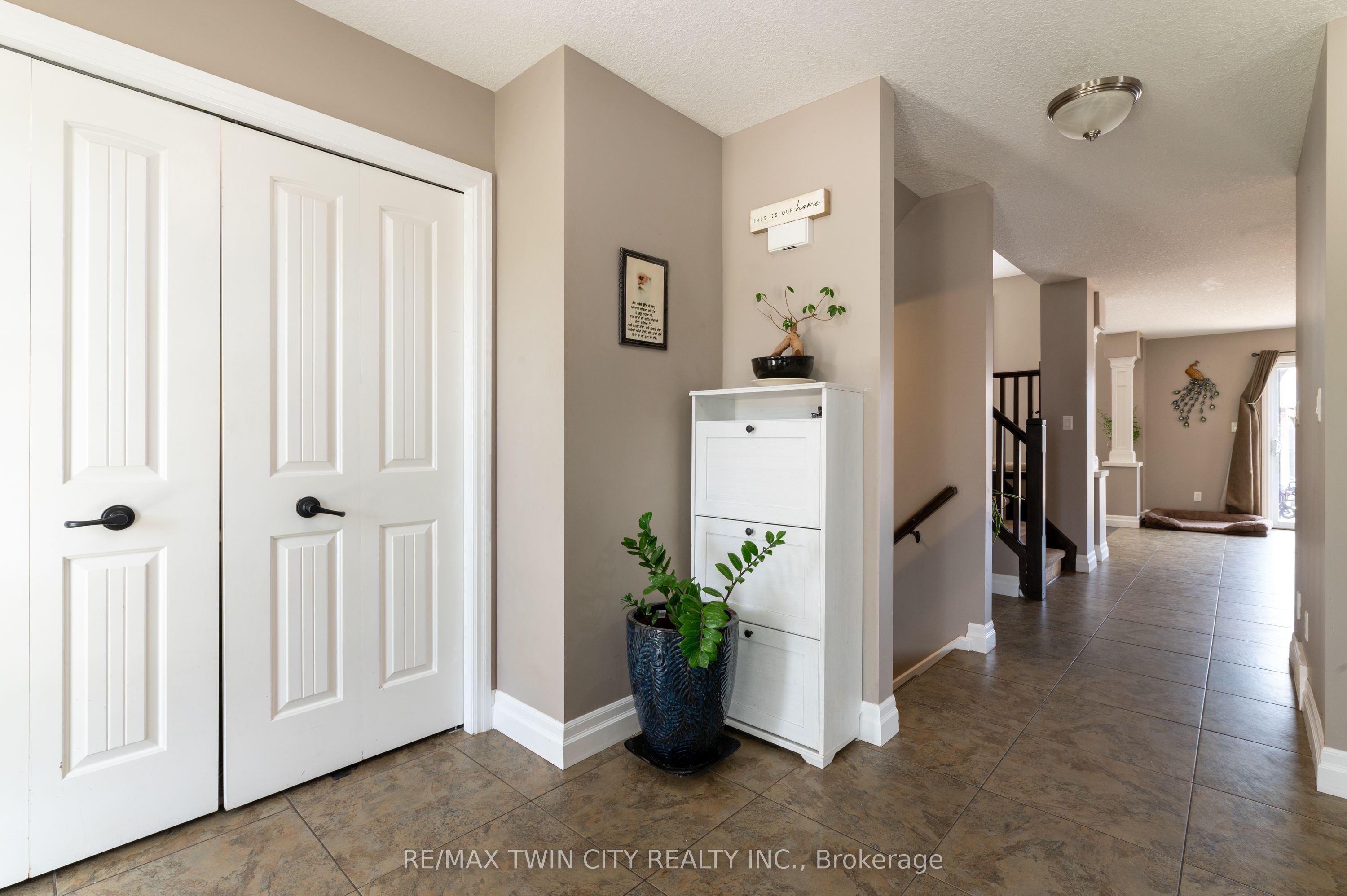 633 Halifax Road Property Photo 7