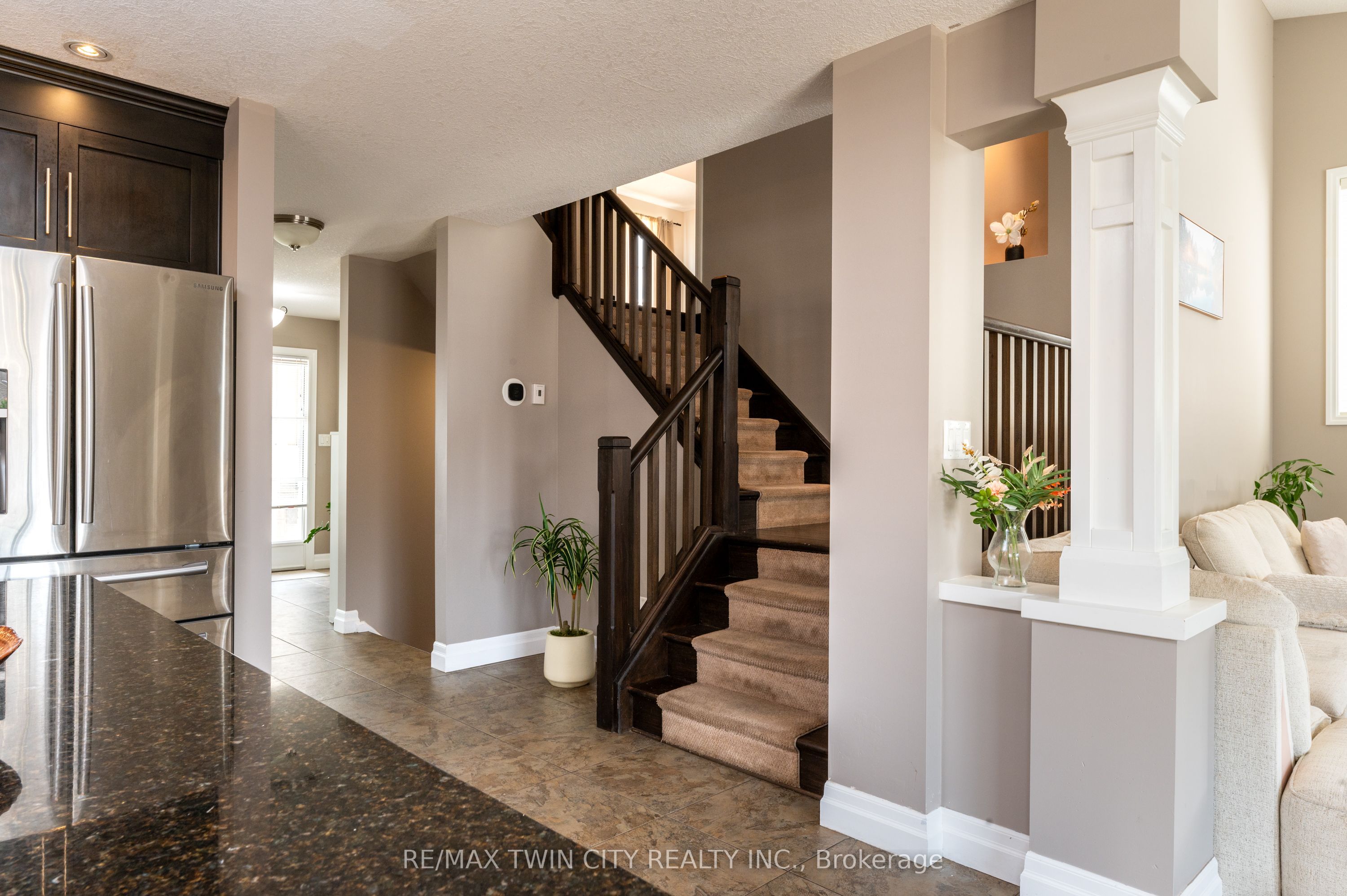 633 Halifax Road Property Photo 14