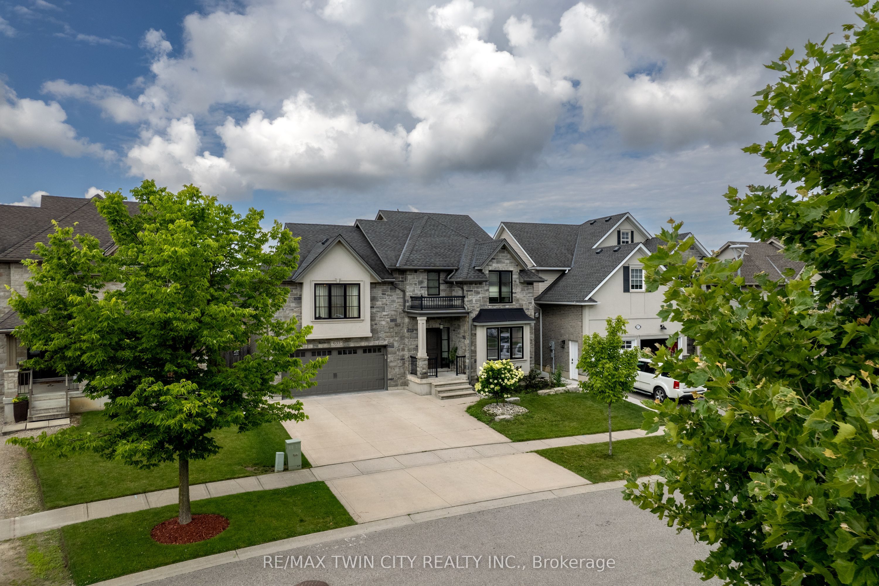 633 Halifax Road Property Photo 34