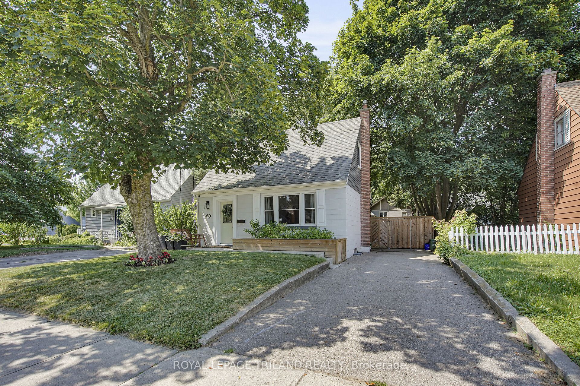 76 Apeldoorn Crescent Property Photo 1