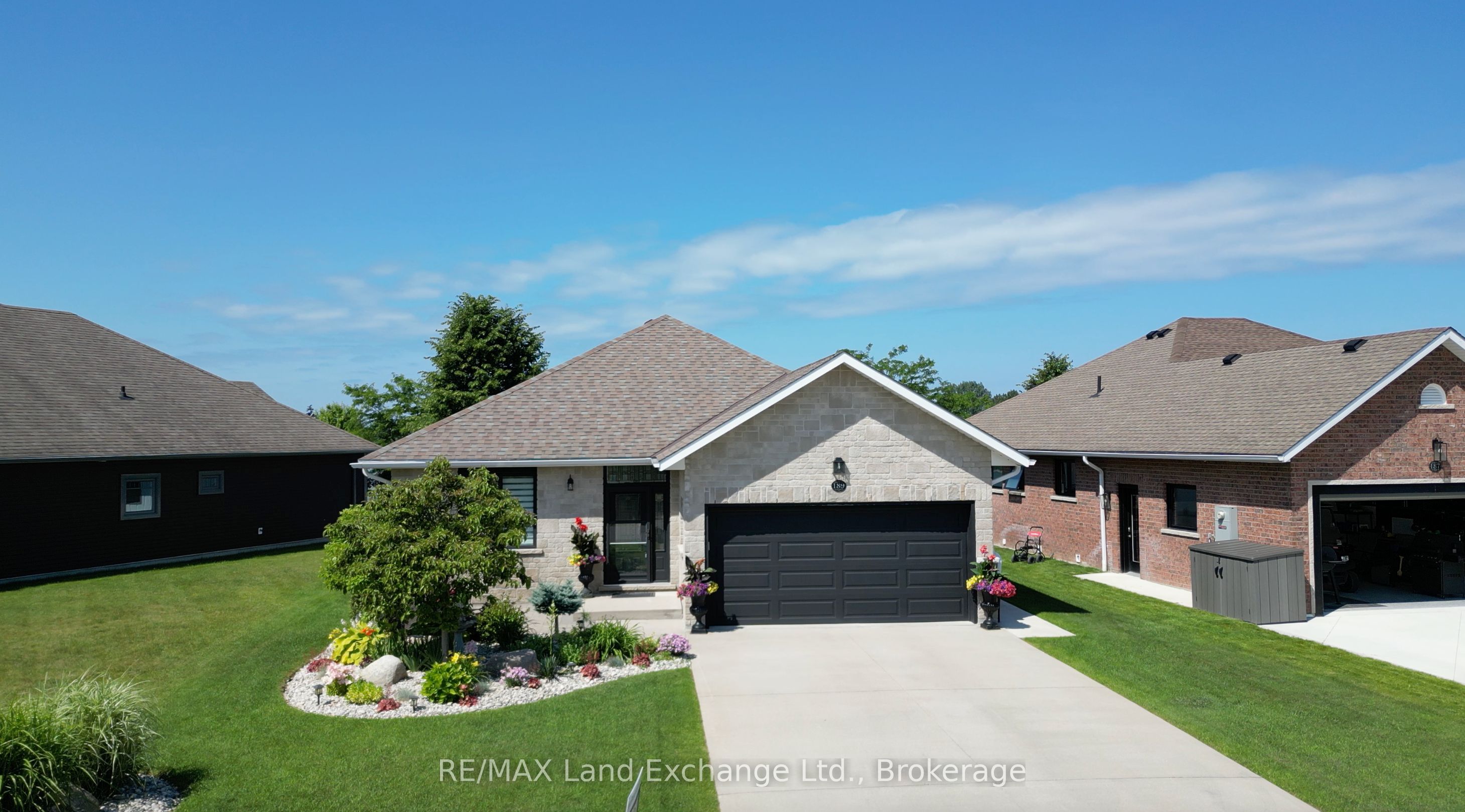 189 Carloway Trail Property Photo 1