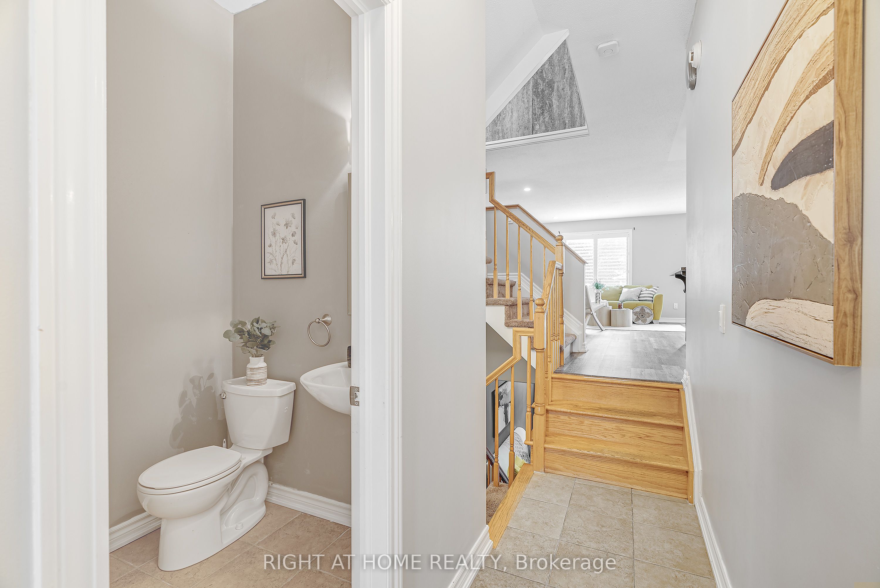 317 Glenbrae Avenue Property Photo 4