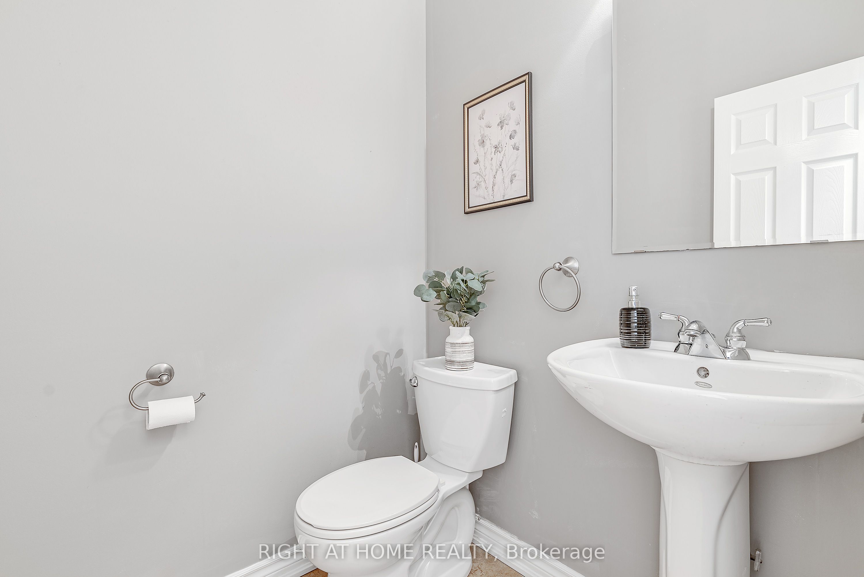 317 Glenbrae Avenue Property Photo 5