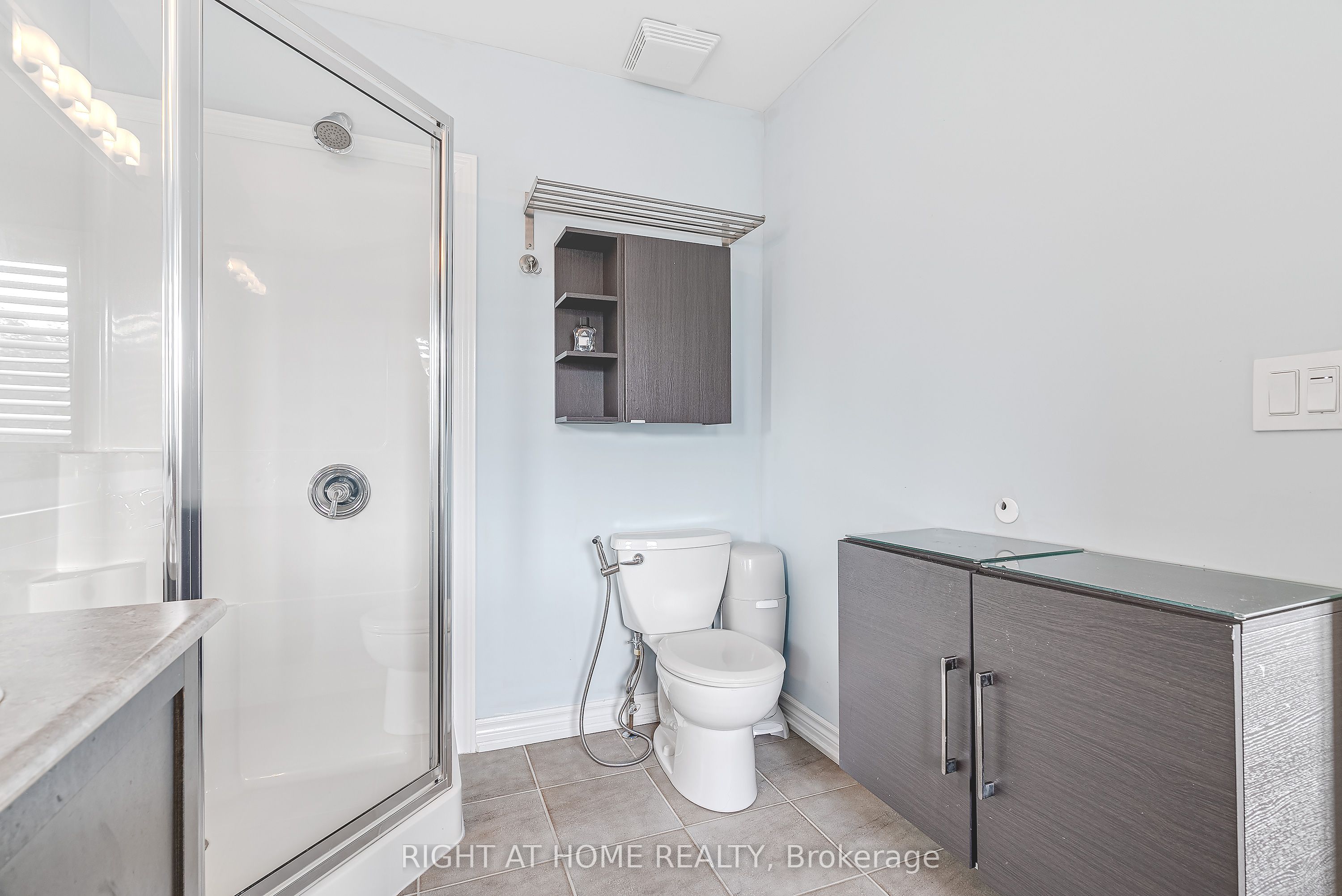 317 Glenbrae Avenue Property Photo 26