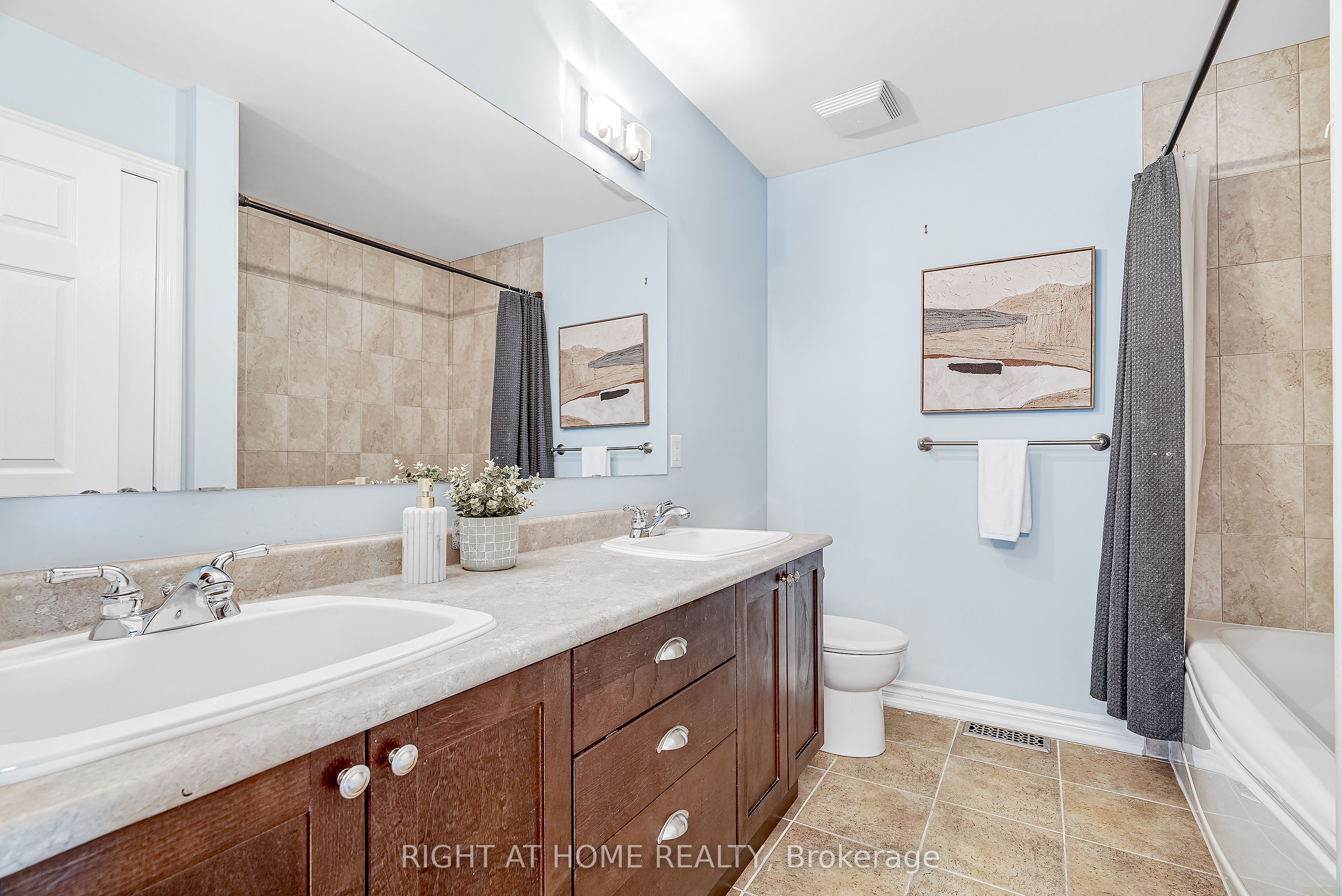317 Glenbrae Avenue Property Photo 30