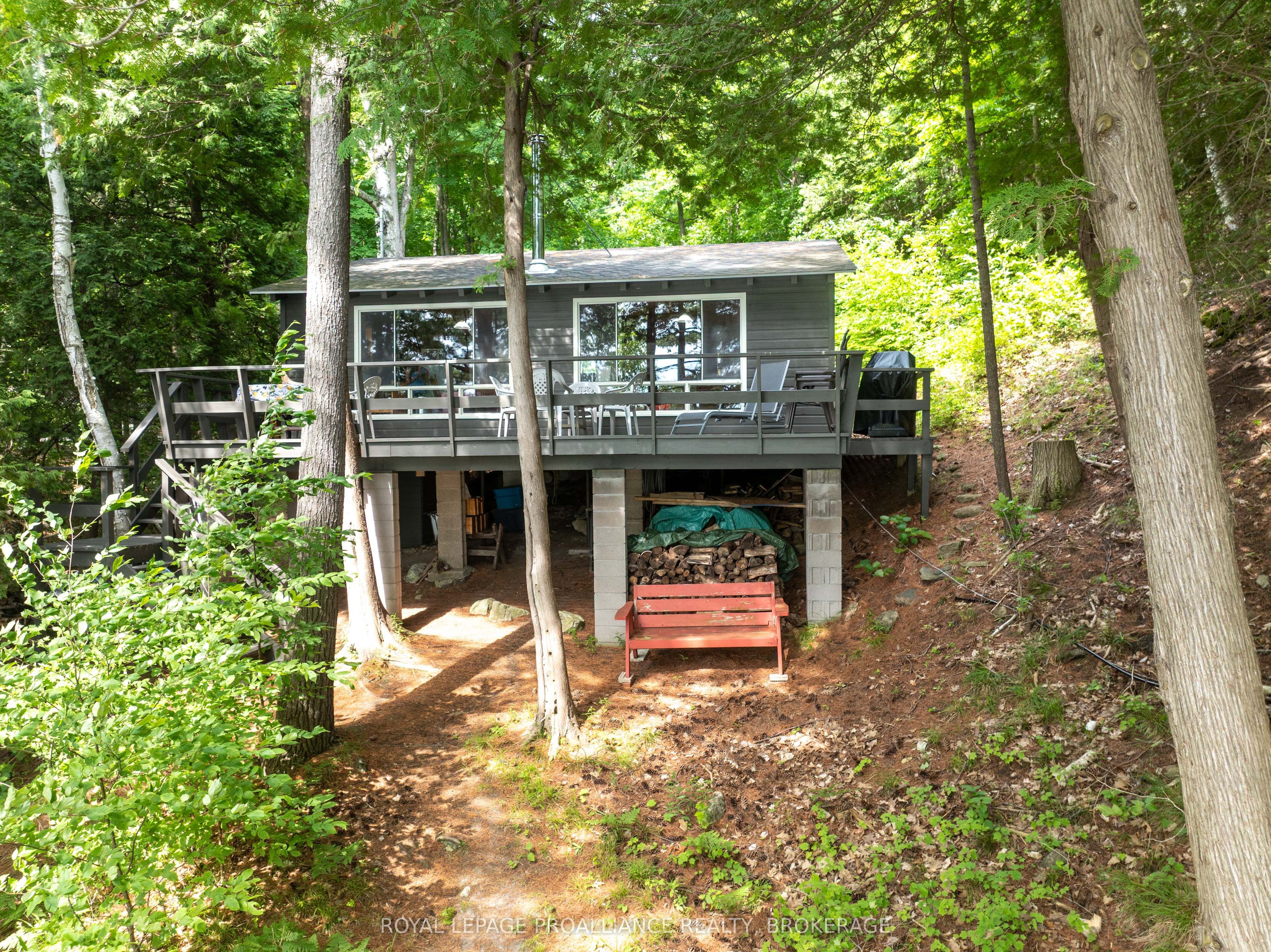39 Shoal Lane Property Photo 1