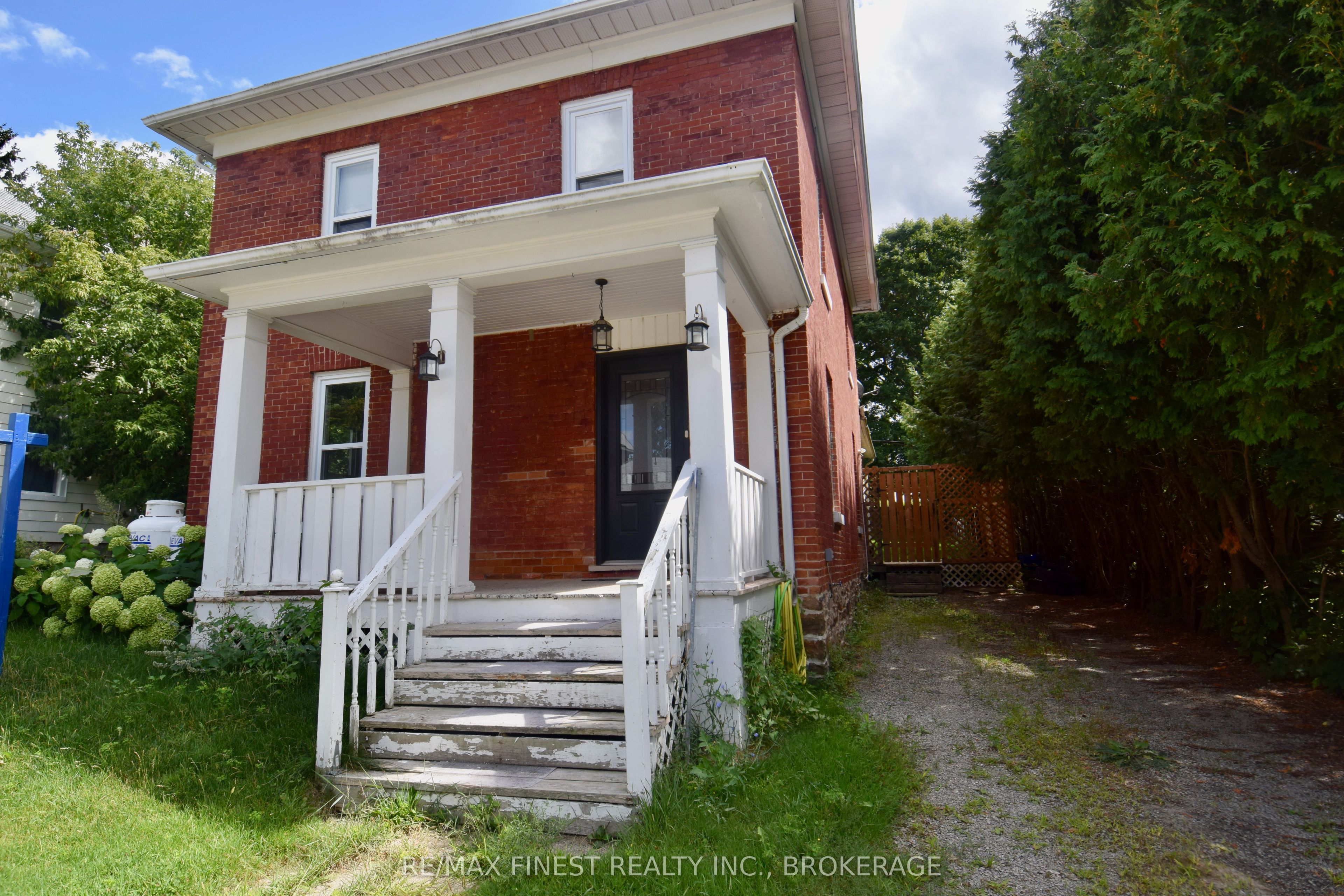36 William Street Property Photo 1