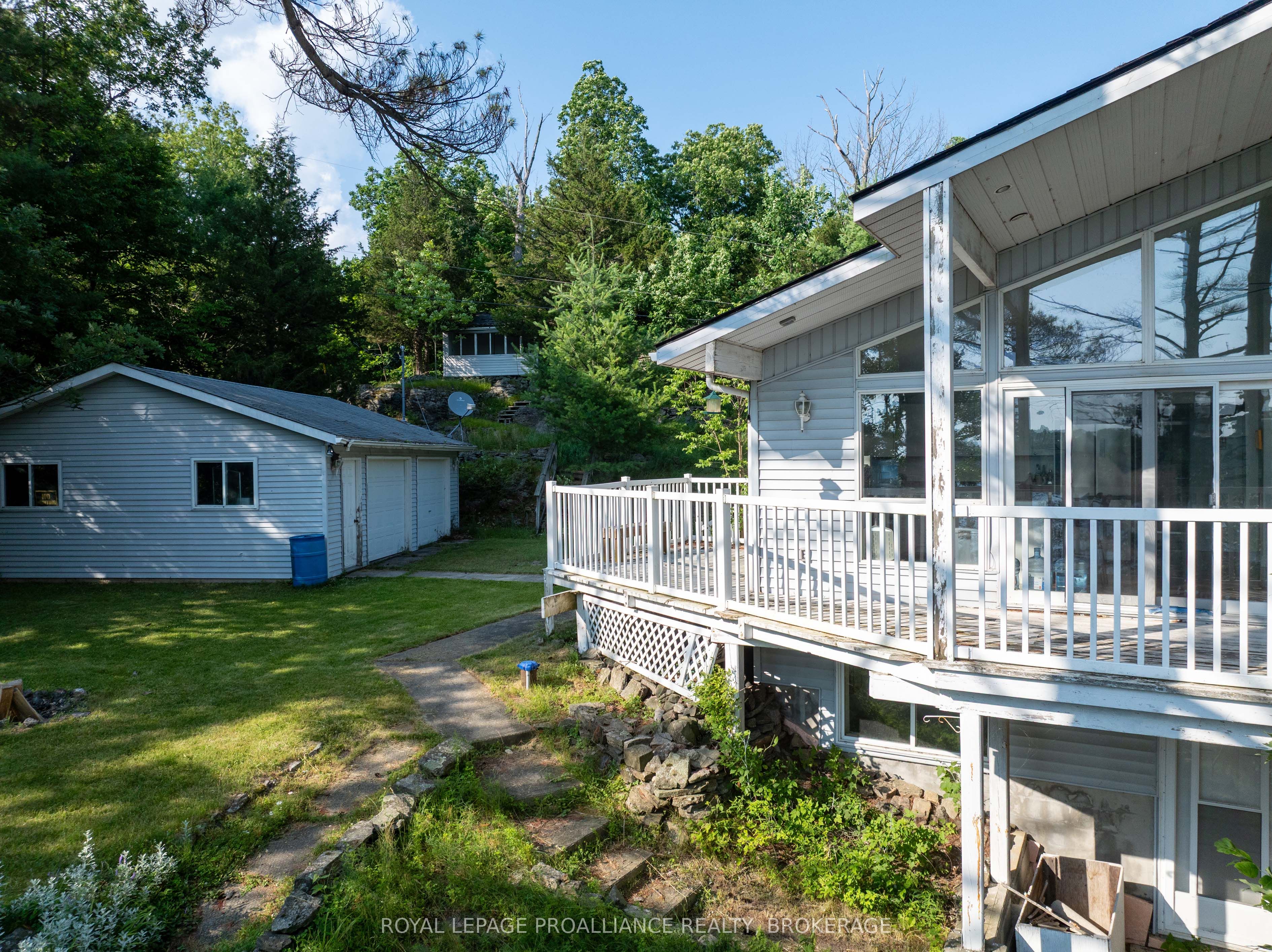 182a Brooks Point Road Property Photo 5