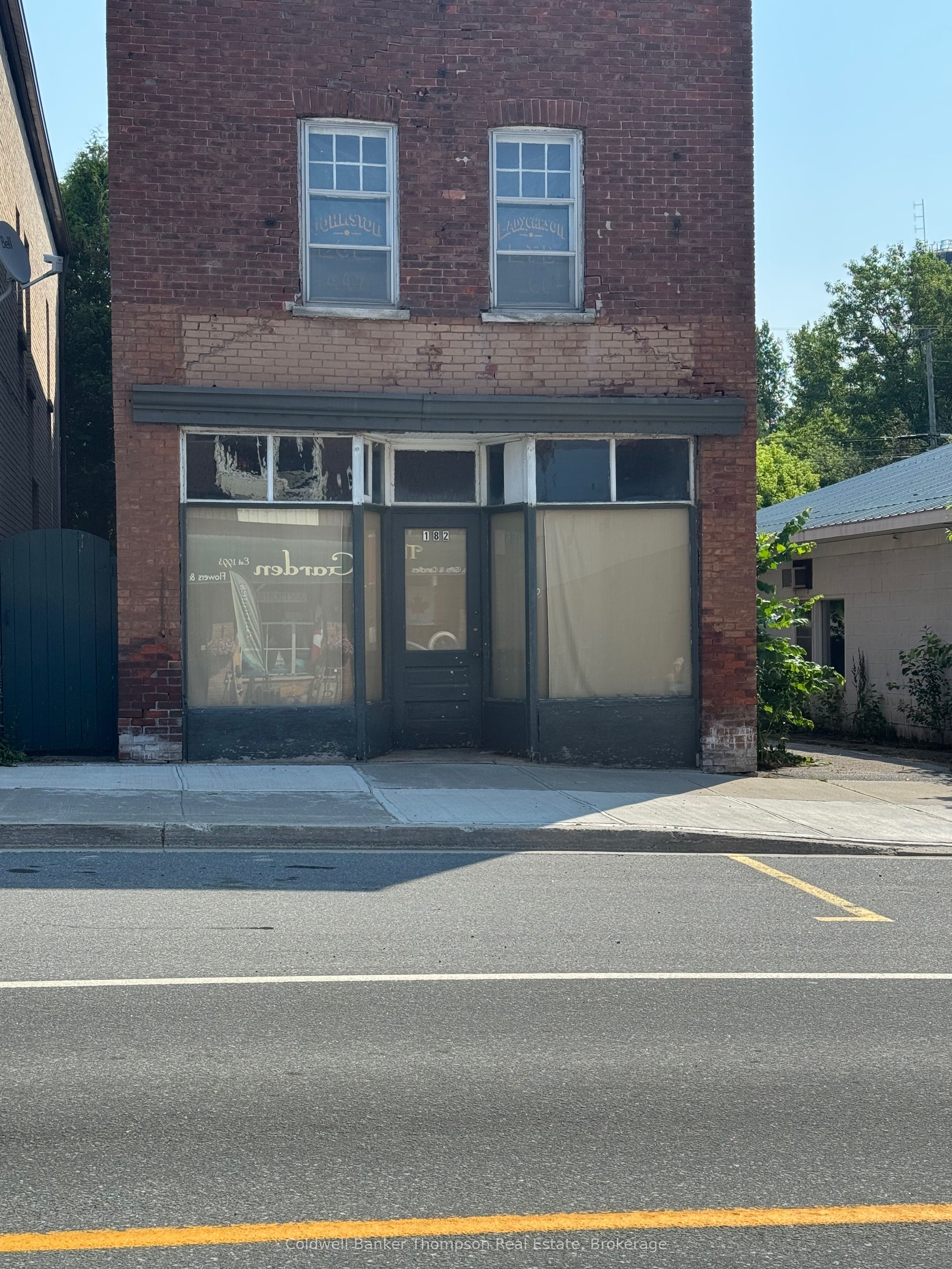 182 Ontario St Property Photo 1