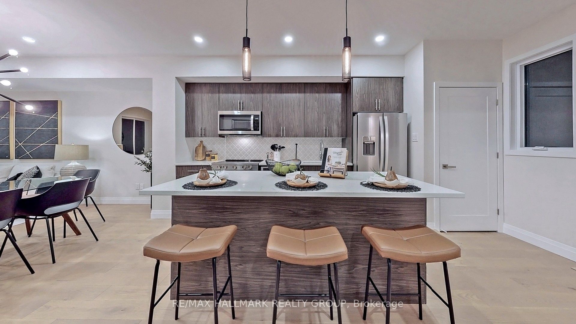 813 Star Private Property Photo 3