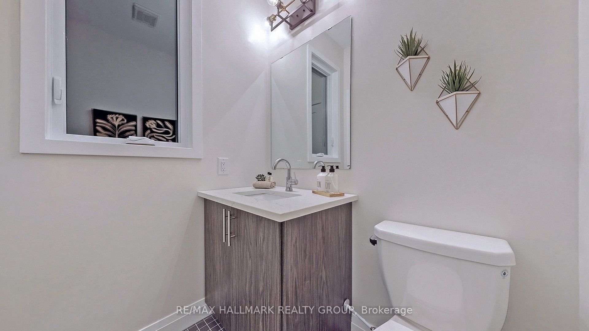 813 Star Private Property Photo 6