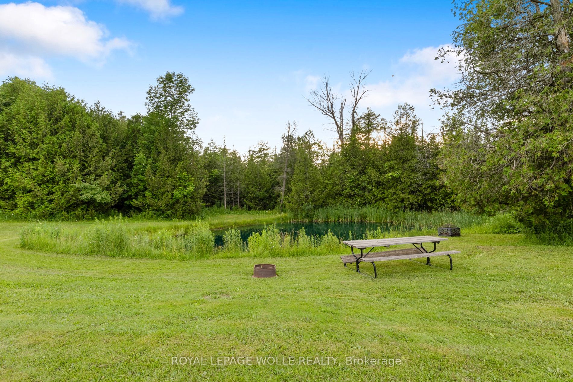 413294 Baseline Road Property Photo 19