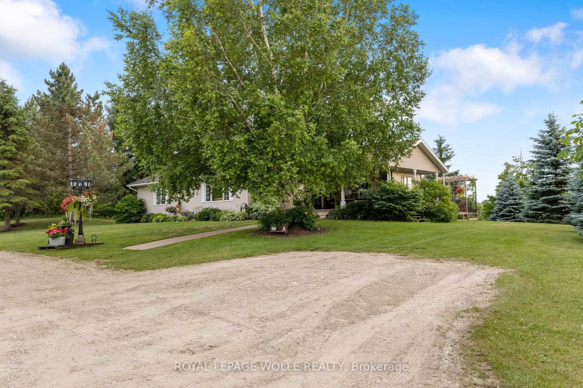 413294 Baseline Road Property Photo 20