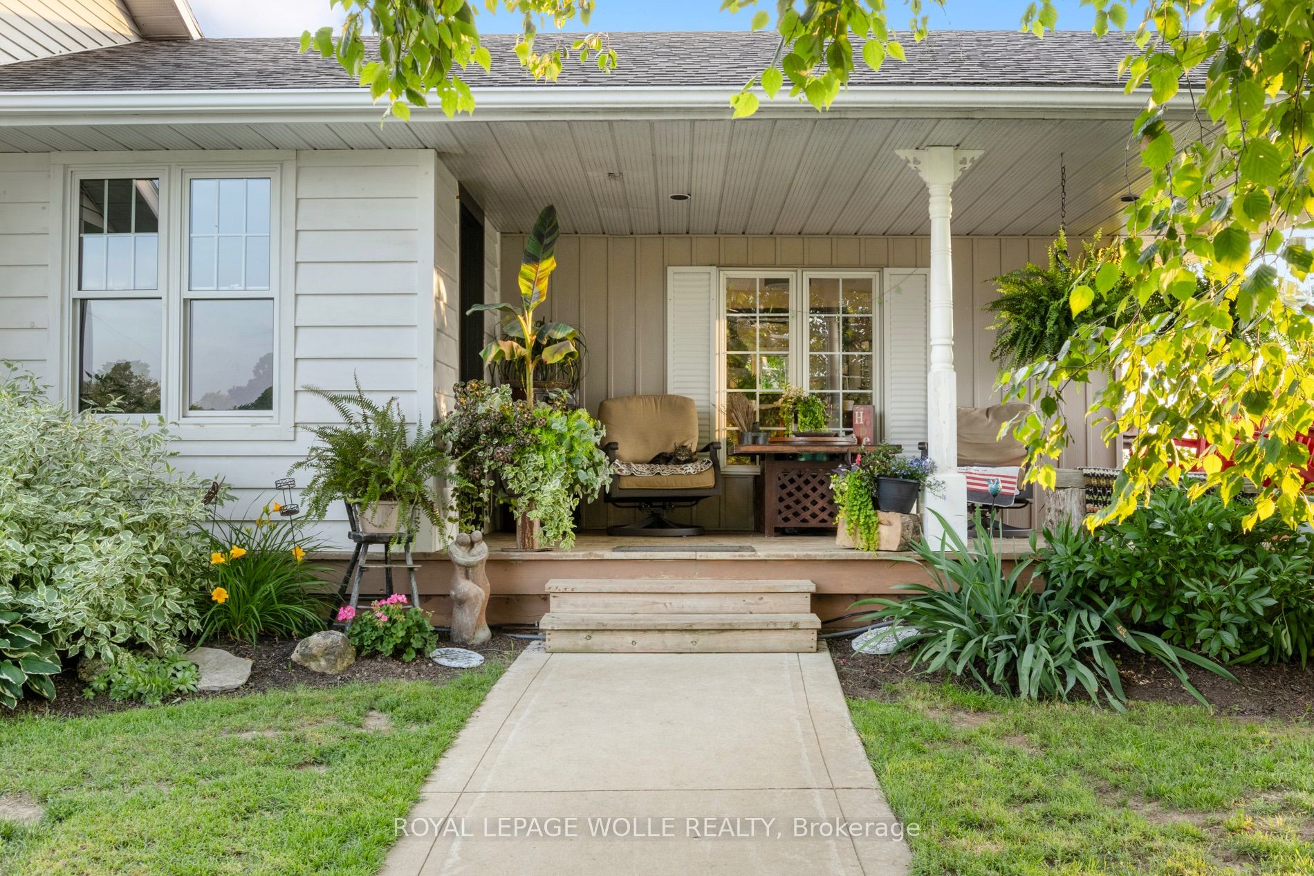 413294 Baseline Road Property Photo 22