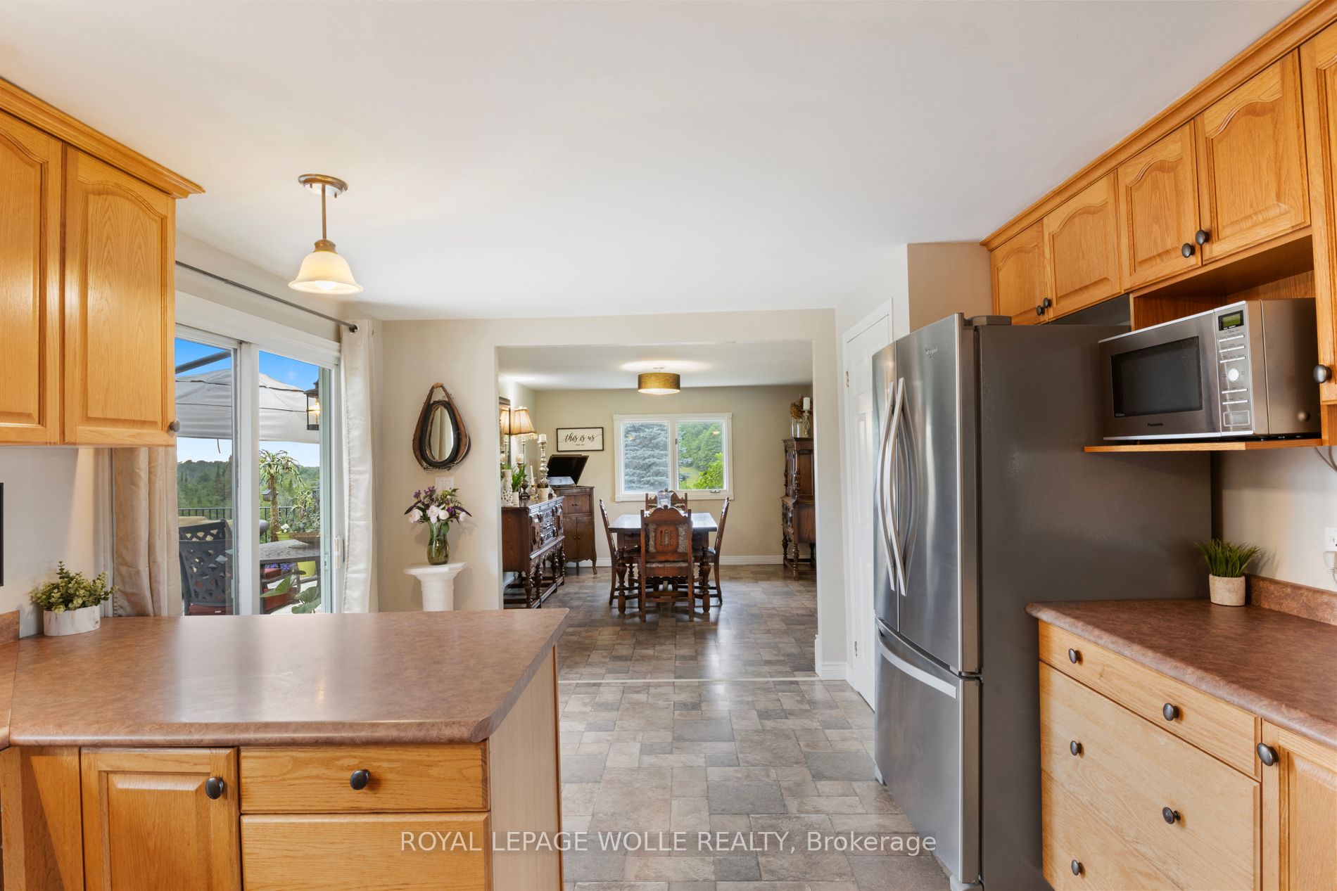 413294 Baseline Road Property Photo 31