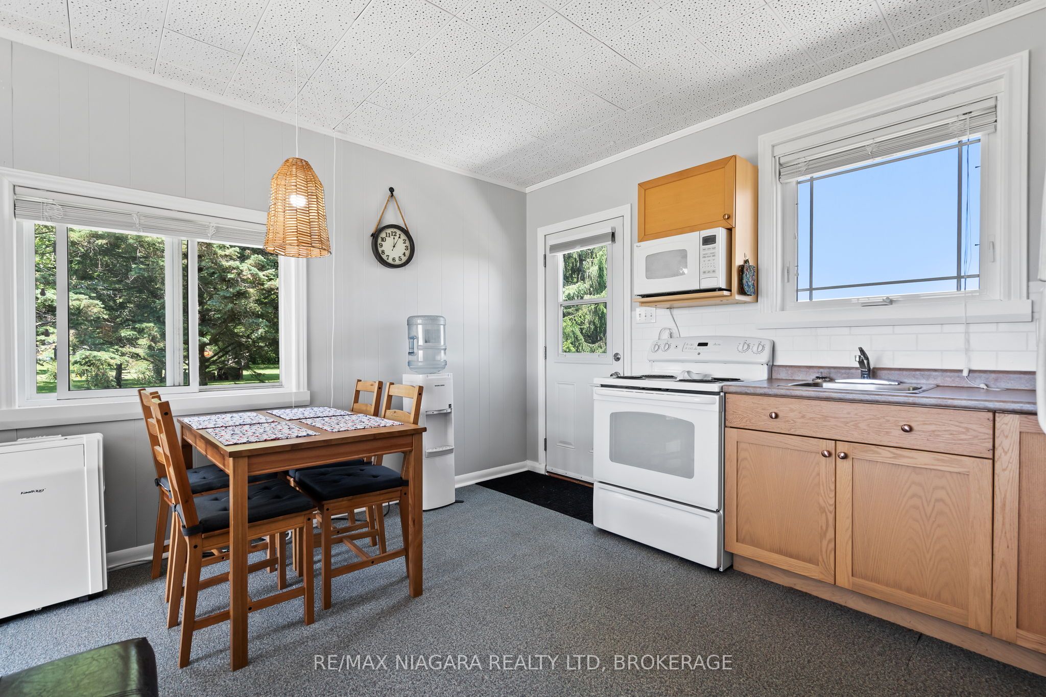 45 Erie Heights Line Property Photo 14