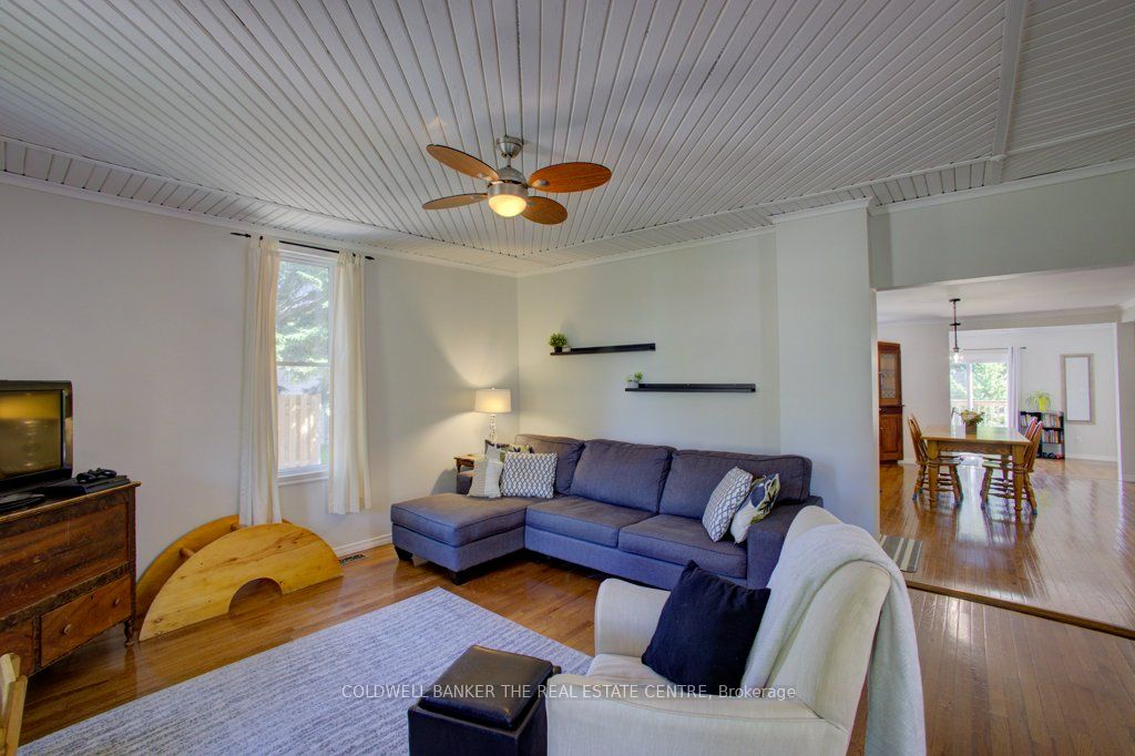 780 Elma Street W Property Photo 6