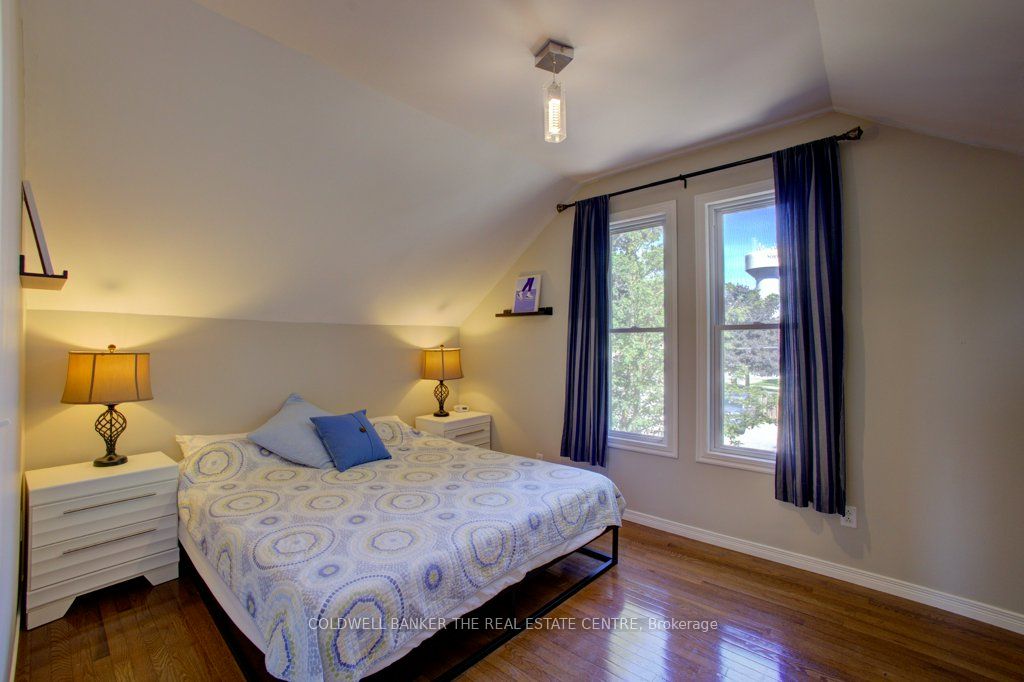 780 Elma Street W Property Photo 24