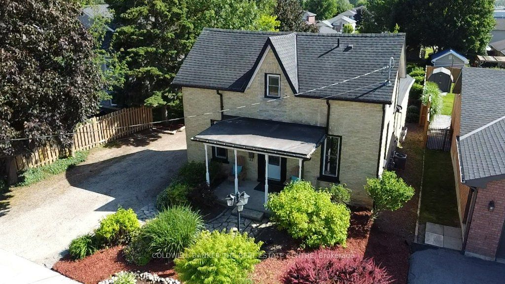 780 Elma Street W Property Photo 43