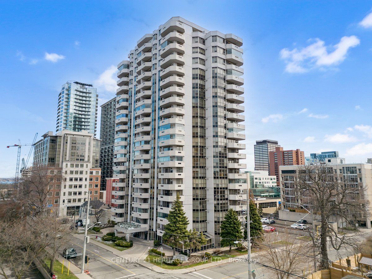 67 Caroline Street S 102 Property Photo 1