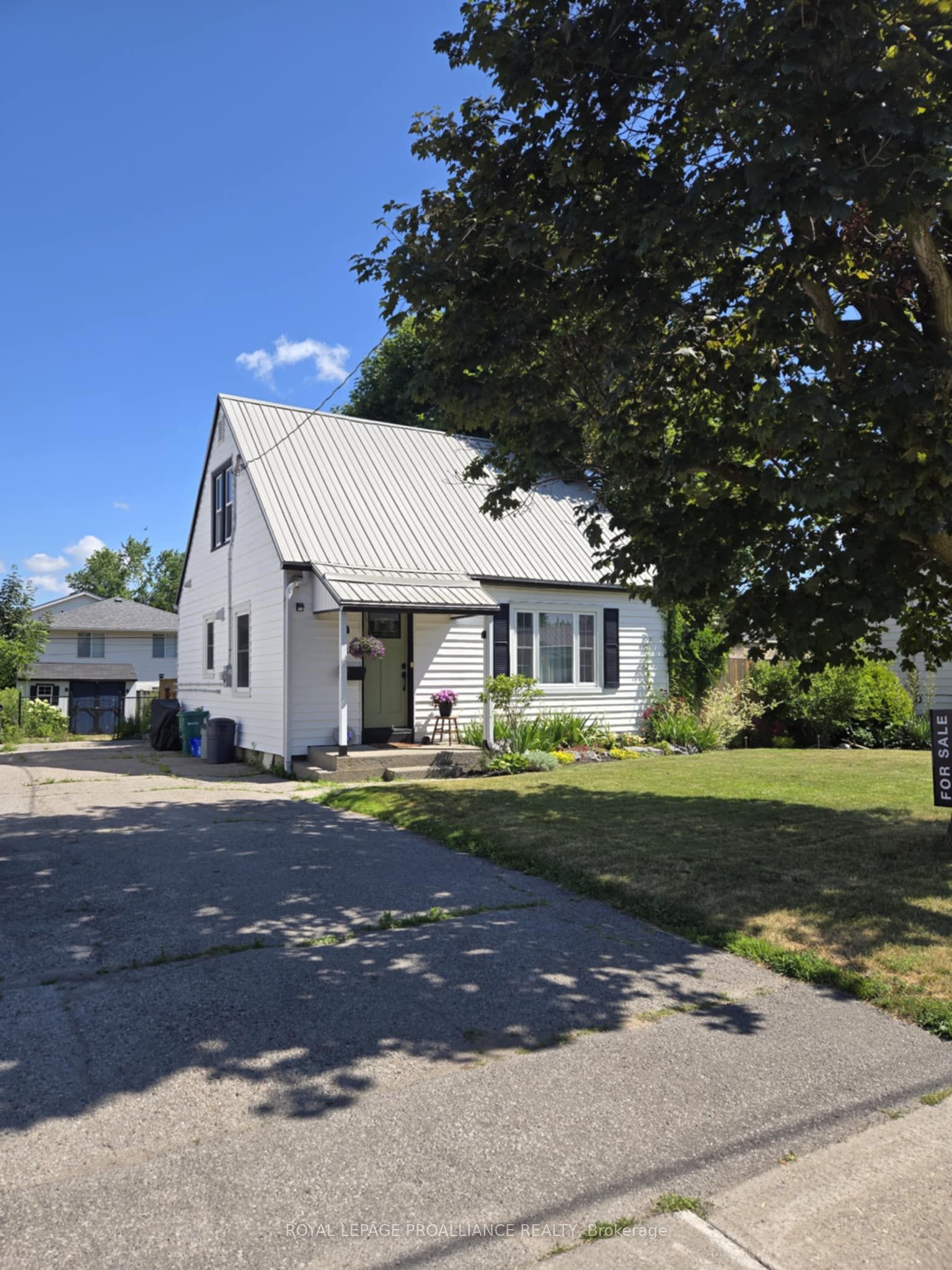 18 Wilson Crescent Property Photo 1