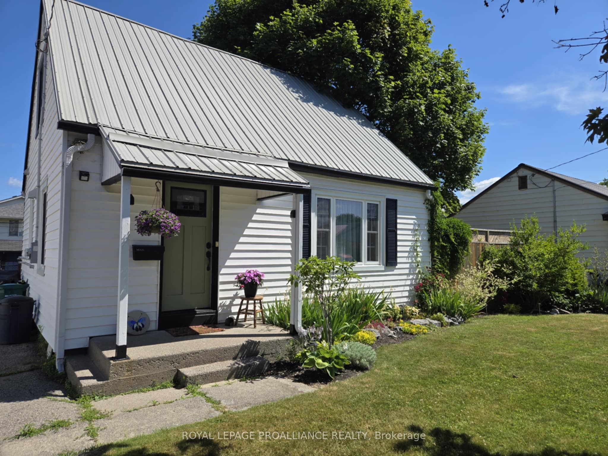 18 Wilson Crescent Property Photo 2
