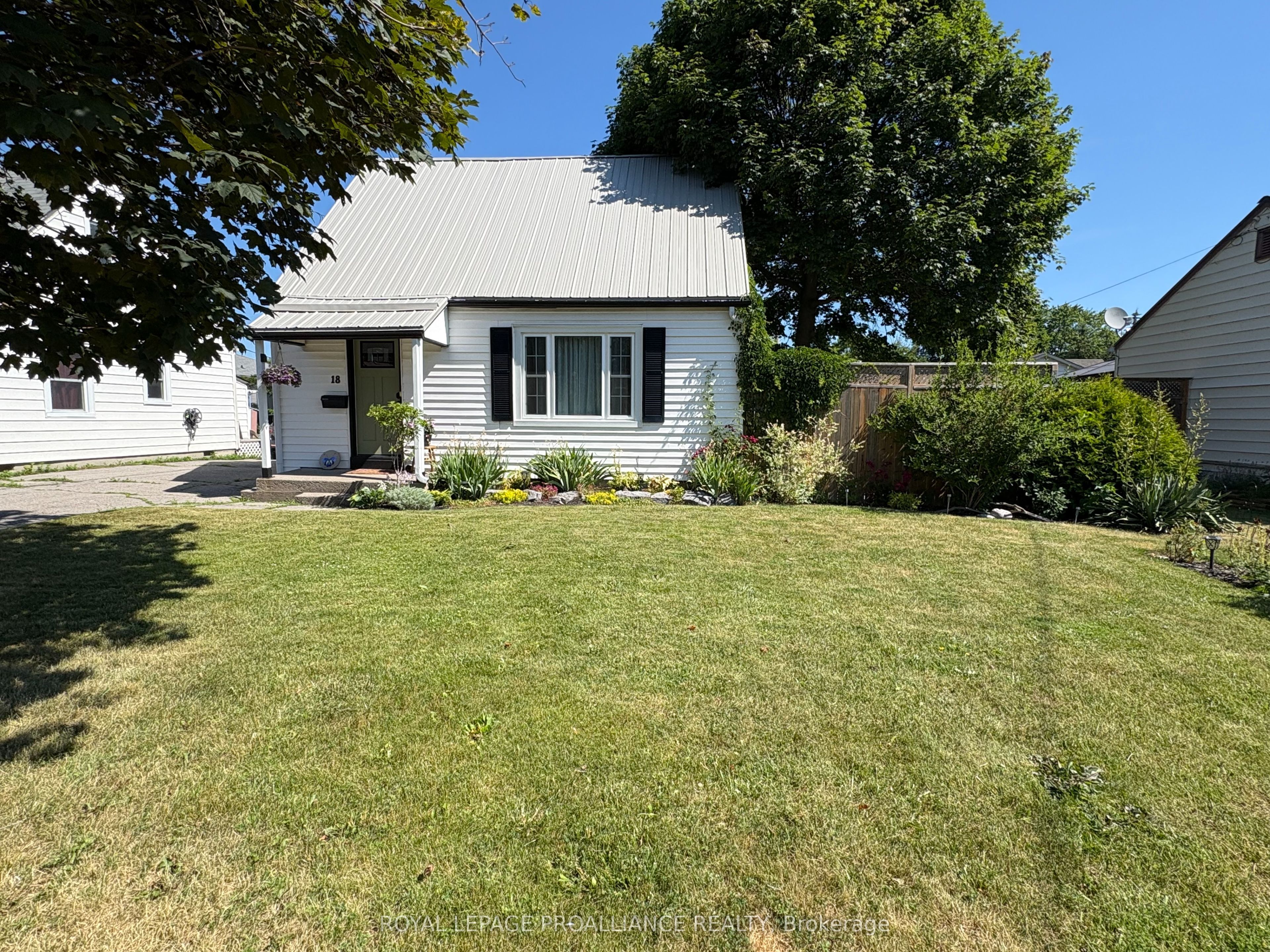 18 Wilson Crescent Property Photo 3
