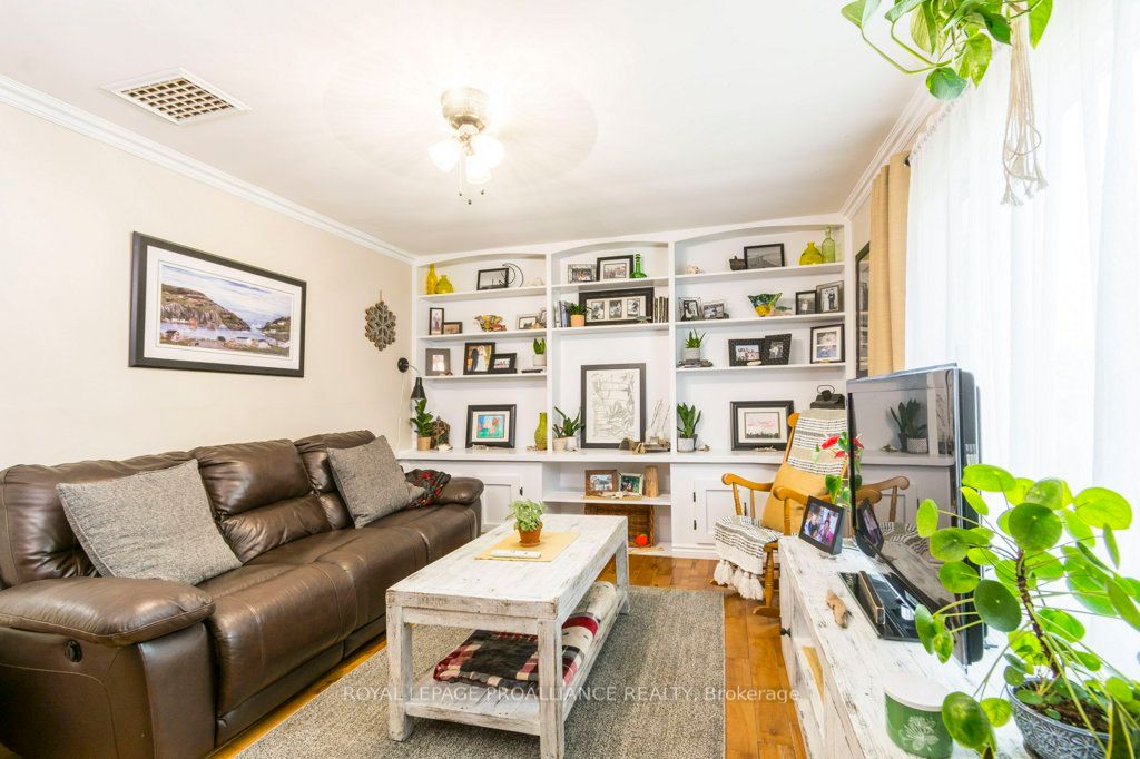 18 Wilson Crescent Property Photo 8