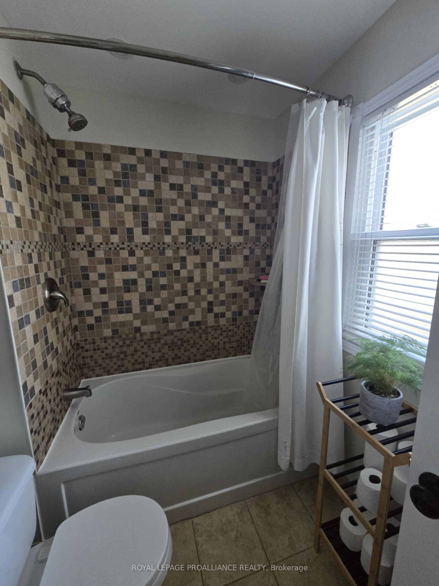 18 Wilson Crescent Property Photo 14